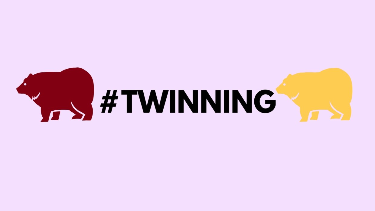 #twinning: Lara and Sofia Karadogan