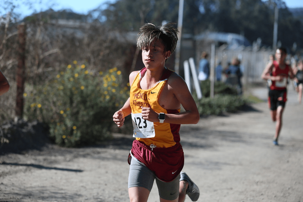 Cross country overcomes obstacles for solid finish at Half Moon Bay