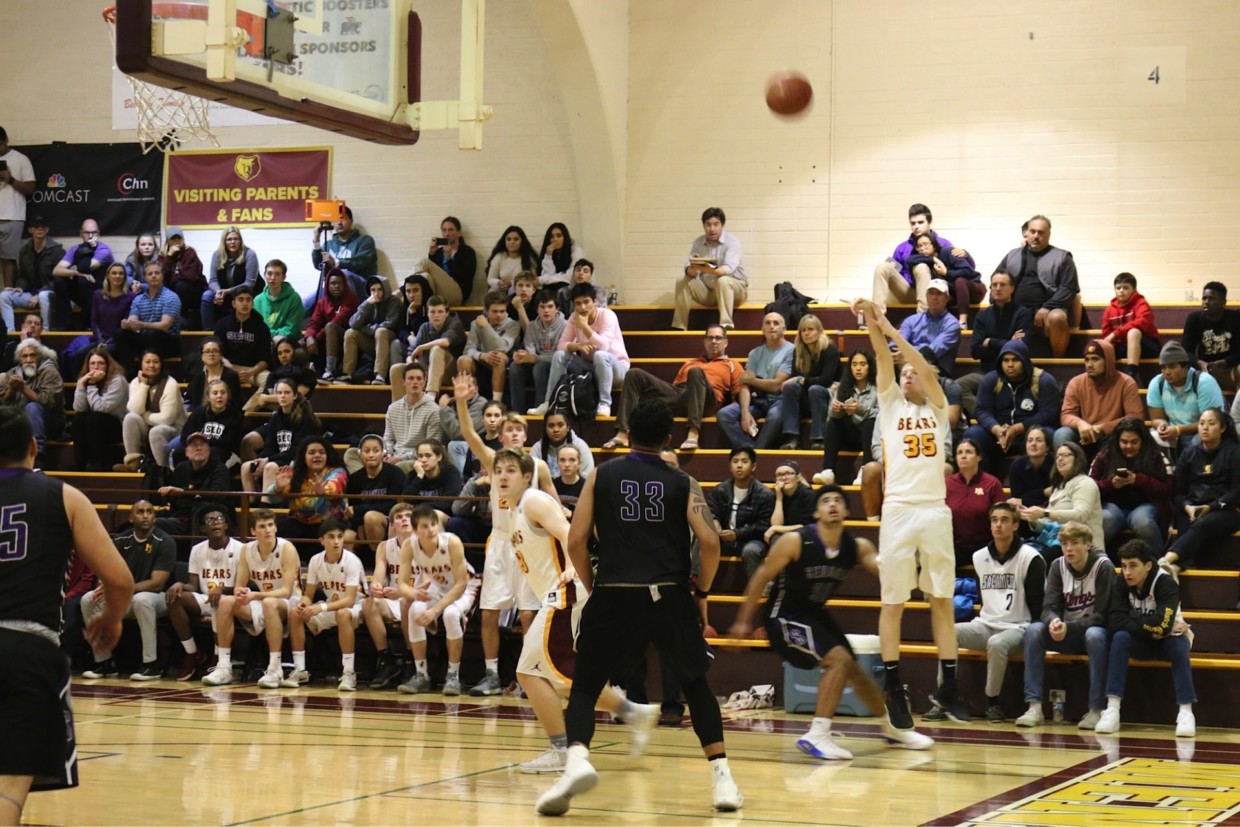 Boys basketball overcomes slow start but falls to Sequoia