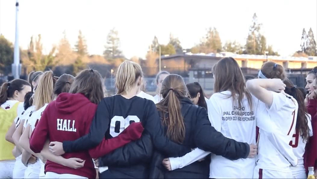Girls soccer says goodbye to its seniors and celebrates a great season