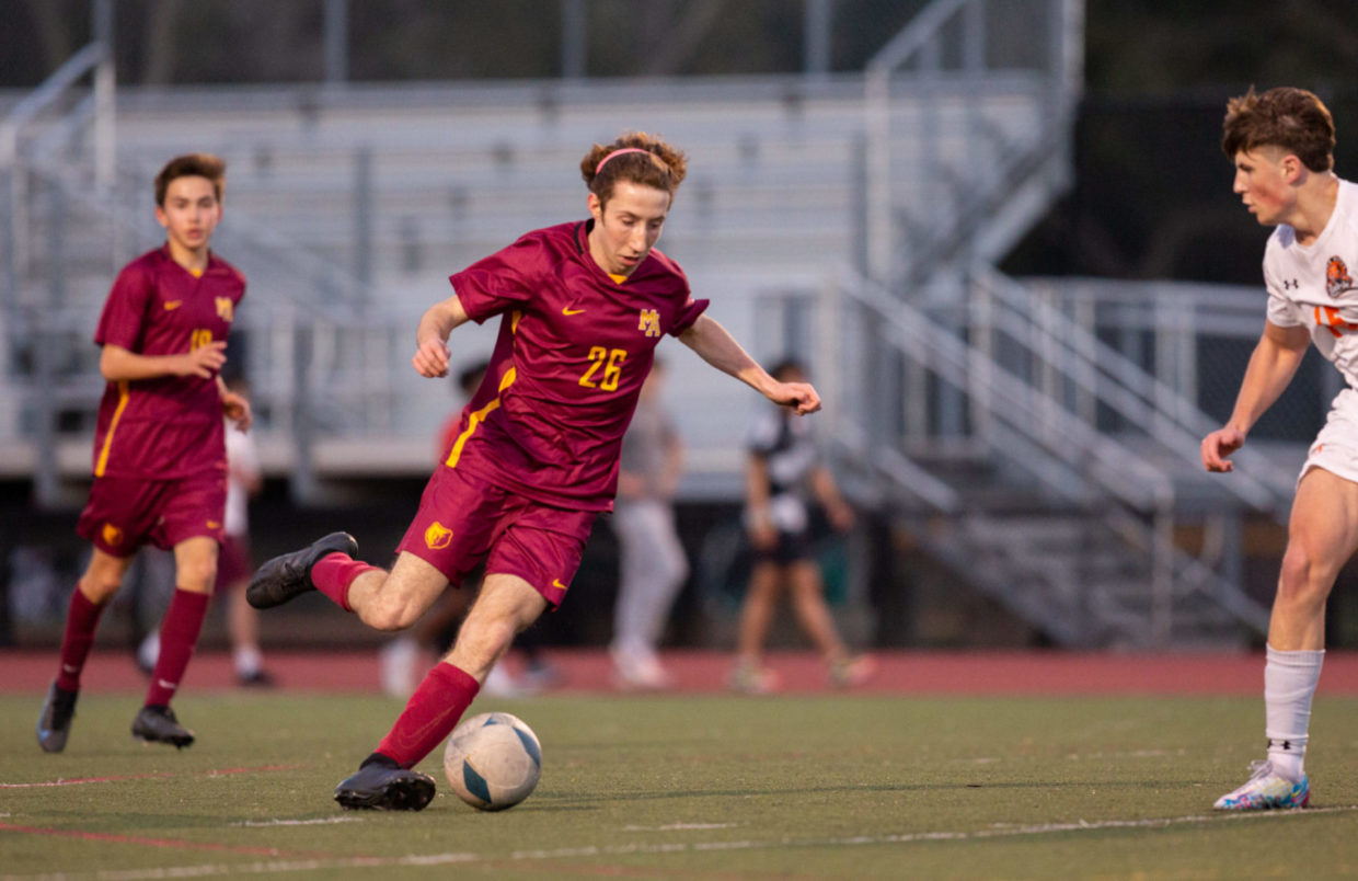 Boy’s Soccer Celebrates Senior Night With a Victory Over Burlingame
