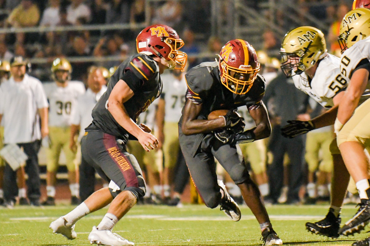 Football falls short in hard fought battle against Mitty