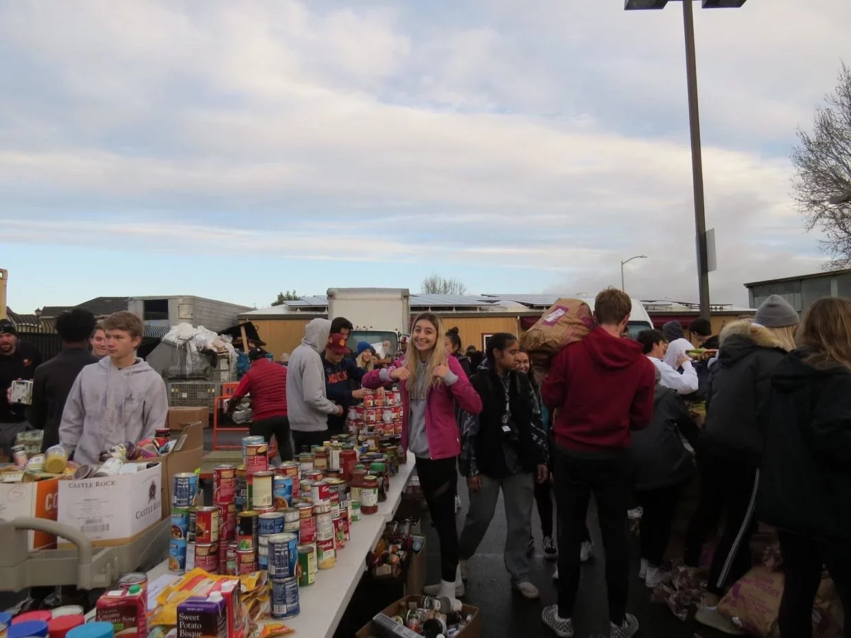 Canned Food Drive Concludes at Distribution Day